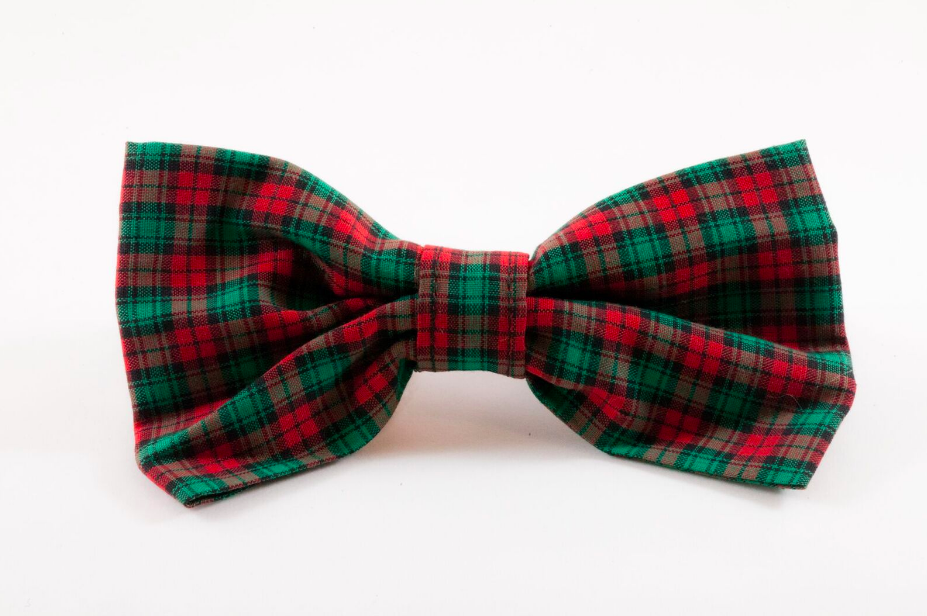 Classic Red And Green Christmas Plaid Dog Bow Tie