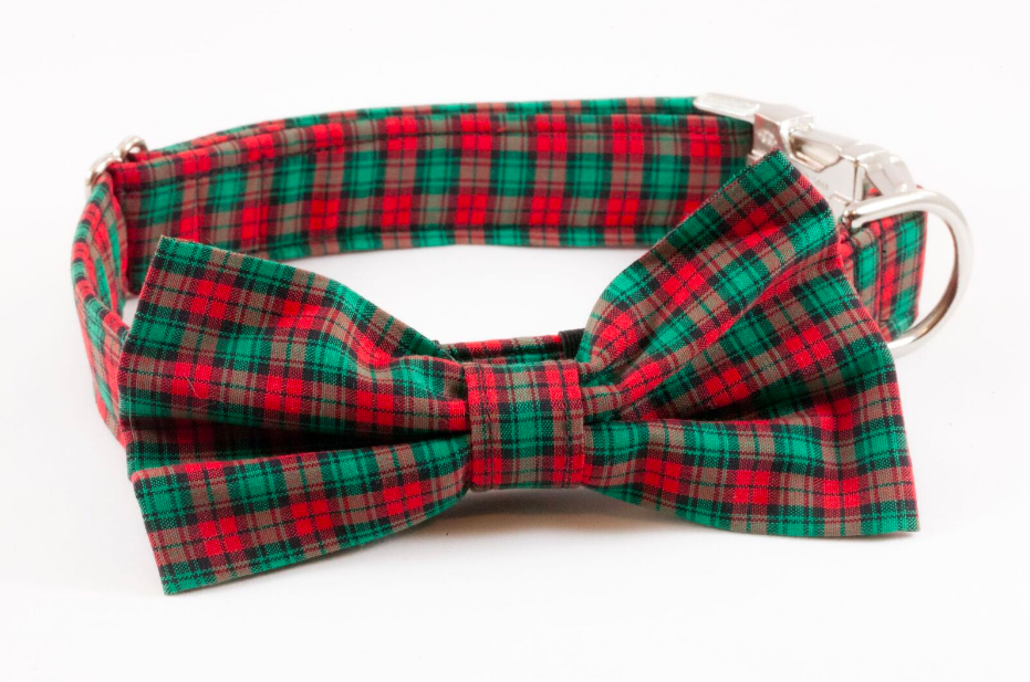 Classic Red And Green Christmas Plaid Bow Tie Dog Collar