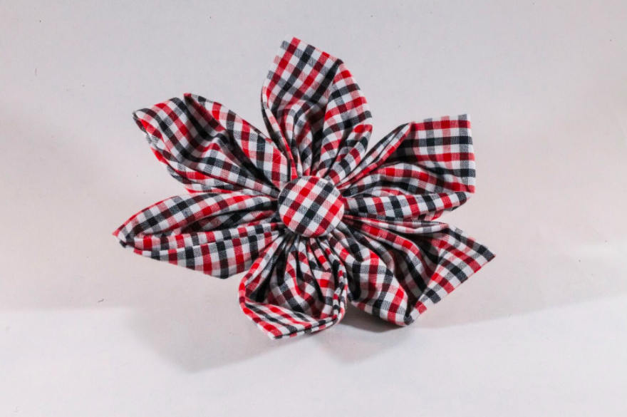 Preppy Black And Red Gingham Georgia Bulldogs Girl Flower Bow Tie