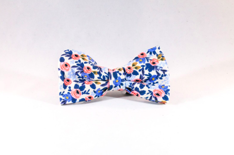 Periwinkle Les Fleurs Dog Bow Tie