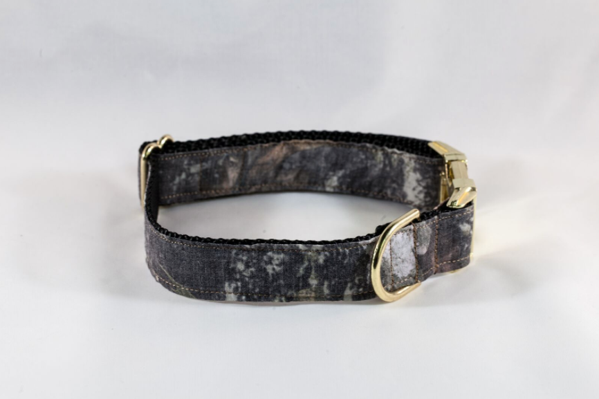 The Sporting Pup Camo Dog Collar–Classic Black