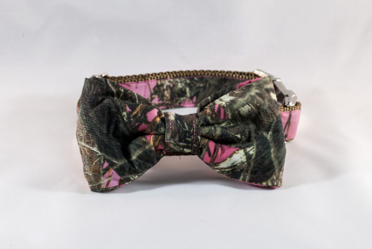 The Sporting Pup Pink Camo Bow Tie Dog Collar–Brown