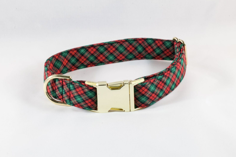 Classic Red And Green Christmas Plaid Dog Collar